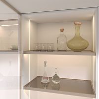 Полка GLASSIMO с подсветкой из алюминиевого профиля, ширина 667 мм, шампань