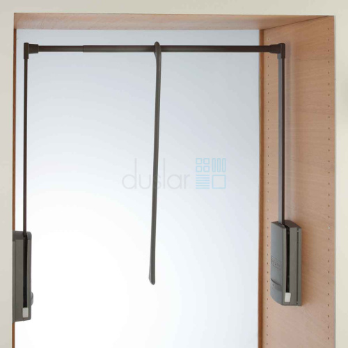 УЦЕНЕННЫЙ телескопический пантограф SERVETTO для одежды, ширина 600-1000 мм, антрацит