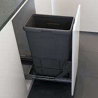 Мусорное ведро SCOTT 35 л, выдвижной фасад 300 мм, антрацит